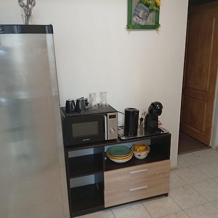 Camera Cu Baie Tina Timişoara Exterior foto